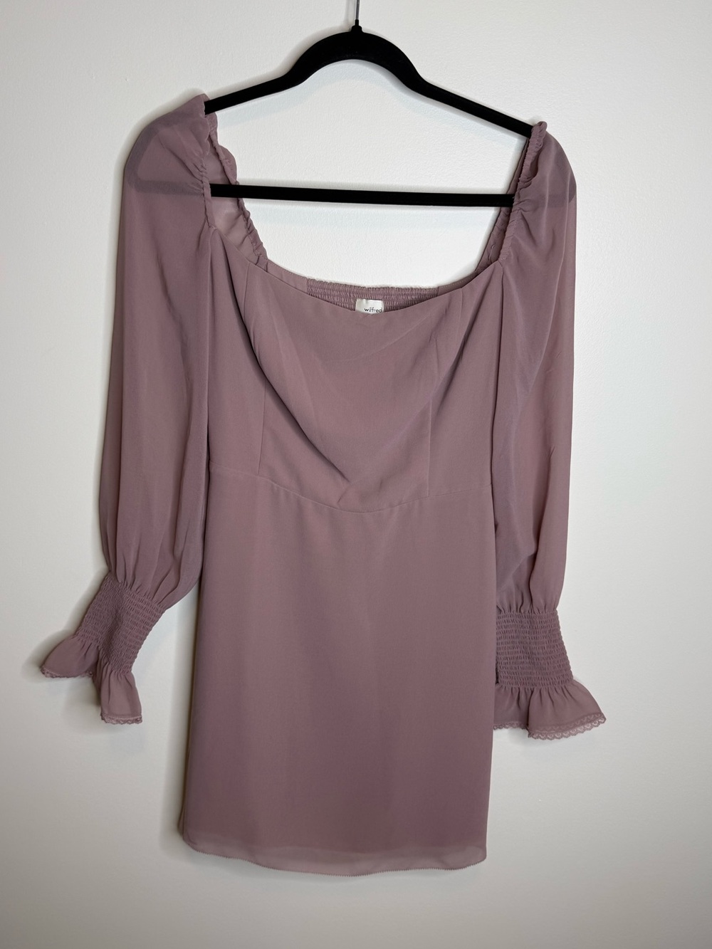 Aritzia Wilfred Emmylou Dress size 4 pink purple